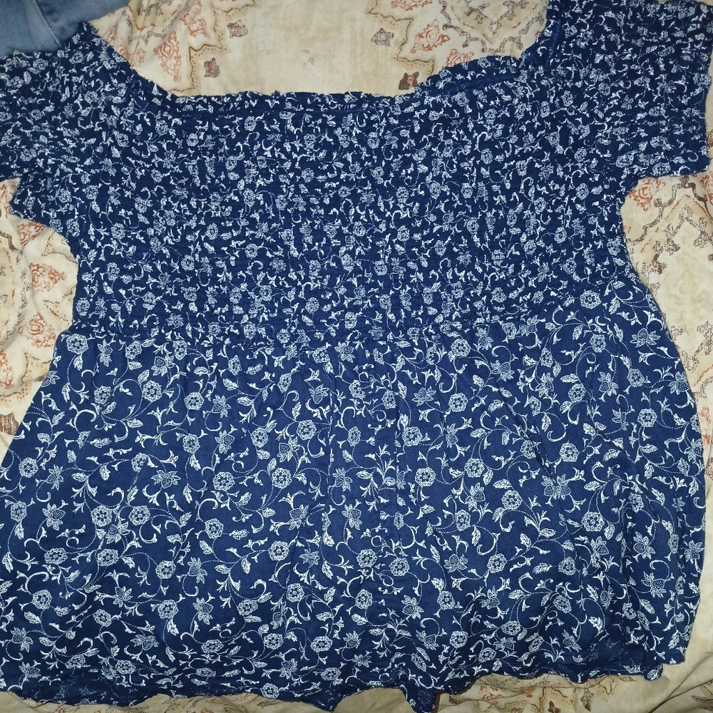 Cute top